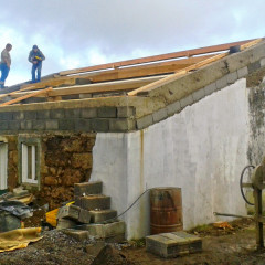 House reforms Azores